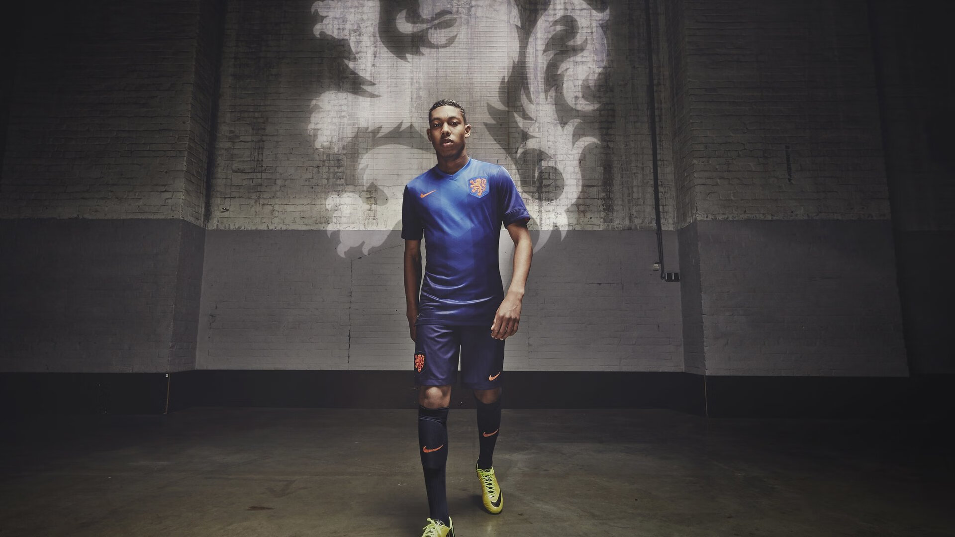 红牌!瓦科又丢点!山东泰山完美复仇,于根伟拉不住:质问李海新