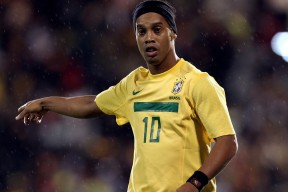 开云体育app网页版安全-曝阿莫林与安德森通道交谈，其明夏愿加盟曼联！冬窗9000万豪购没戏