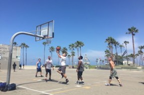 KAIYUNAPP-女篮姑娘拼出中国荣耀之光，女篮姑娘们